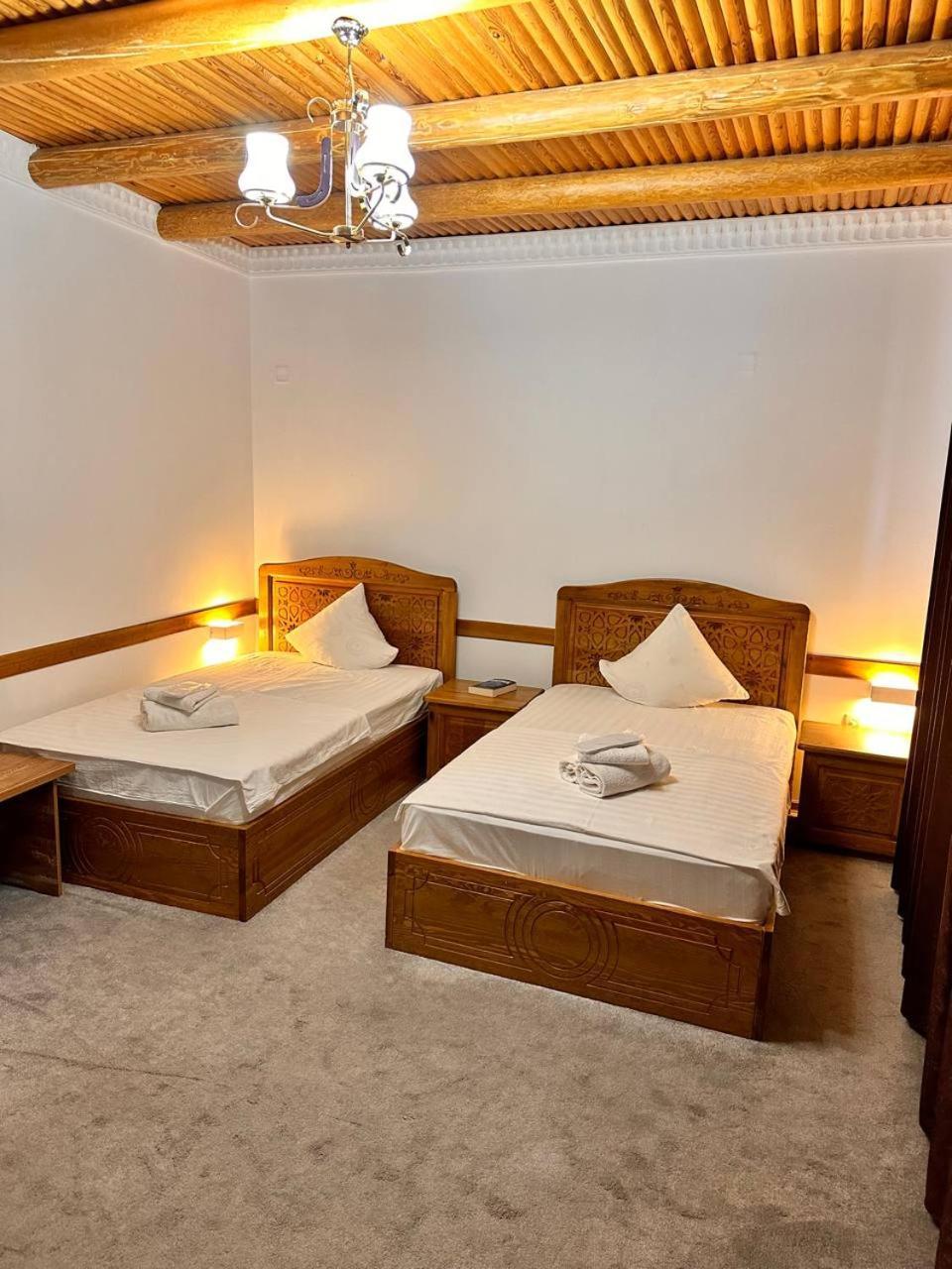 Munis Hotel Buxoro Luaran gambar