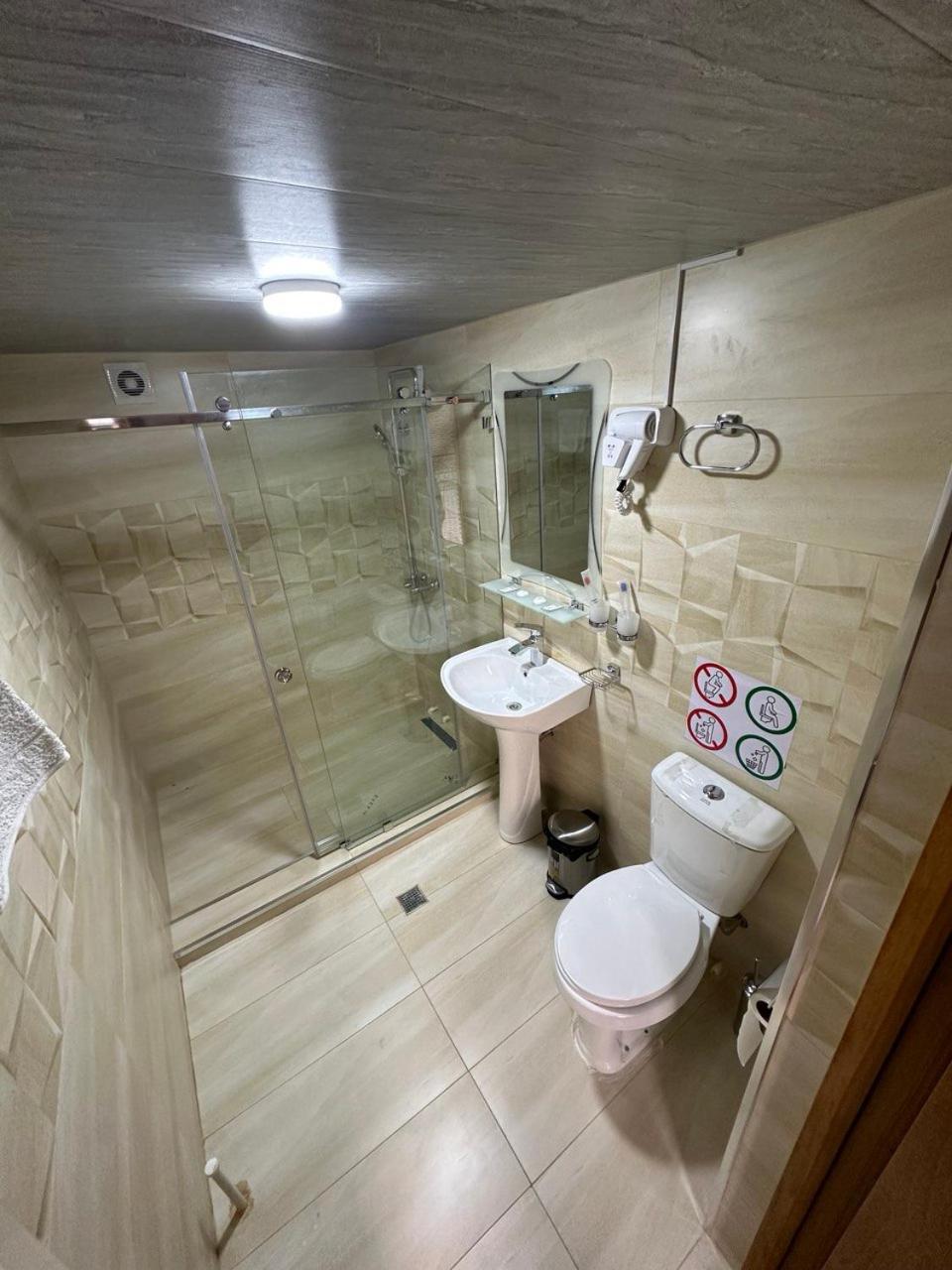 Munis Hotel Buxoro Luaran gambar