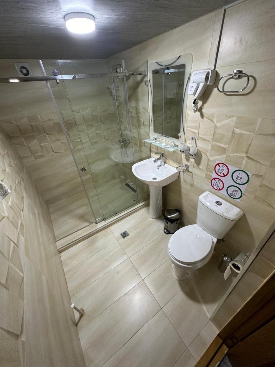 Munis Hotel Buxoro Luaran gambar